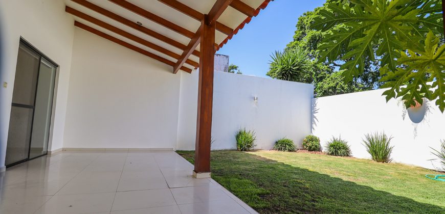 CASA EN CONDOMINIO JARDINES DEL URUBO II