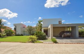 Casa en venta colinas urubo 2