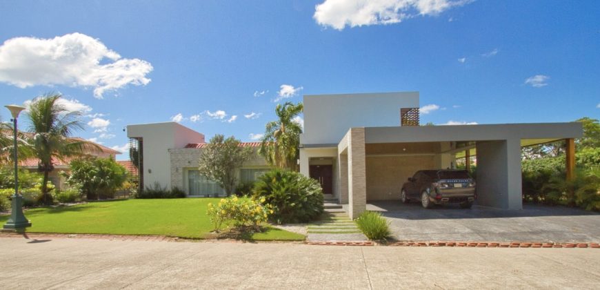 Casa en venta colinas urubo 2